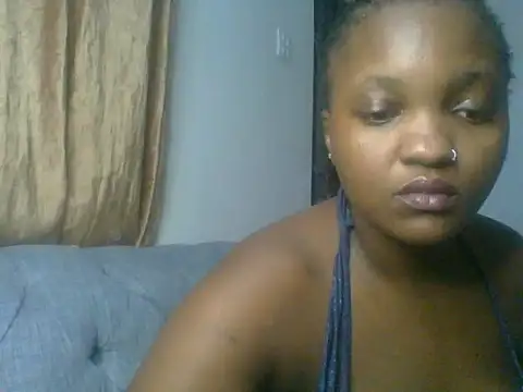 Snapshot of Ebony_butt chatting on July 14, 9:09 pm Ebony butt online show from July 14, 9:09 pm