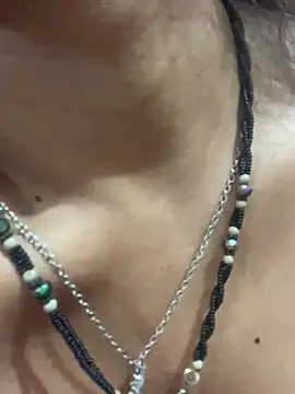 hottiess69 online show from February 23, 3:13 am