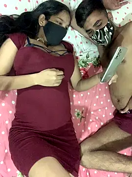 hottiess69 online show from September 11, 5:24 pm