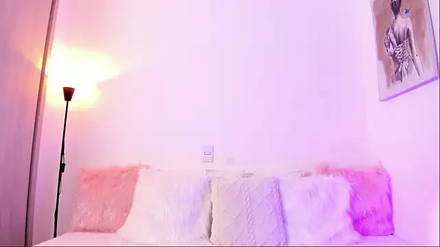 Snapshot of Cristel_Boom chatting on September 27, 11:26 am Cristel Boom online show from September 27, 11:26 am