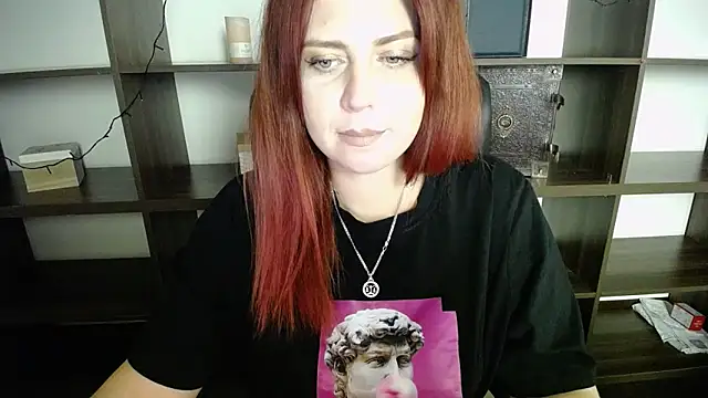 Lizzy Love online show from January 18, 12:35 am