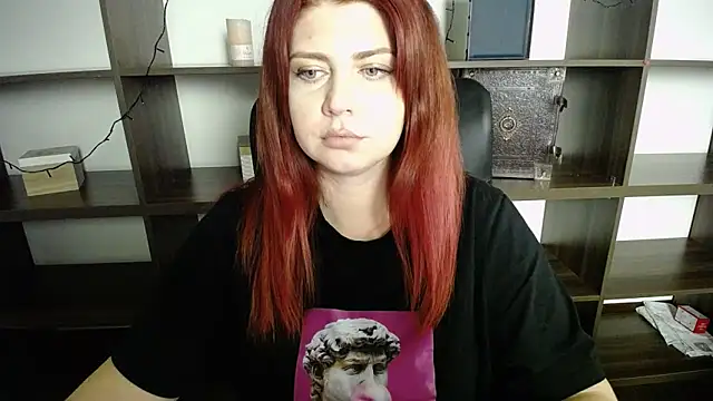 Lizzy Love online show from January 18, 4:59 am