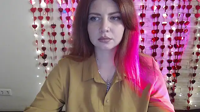 Lizzy Love online show from February 11, 2:25 am