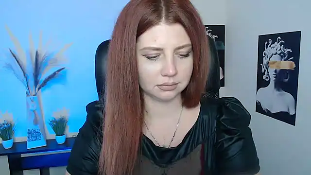 Lizzy Love online show from February 24, 1:31 pm