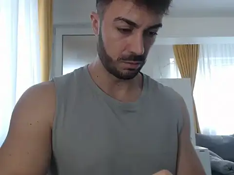 Snapshot of GoldenMark chatting on October 15, 1:33 pm GoldenMark online show from October 15, 1:33 pm