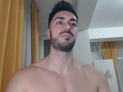 Snapshot of GoldenMark chatting on November 13, 11:03 pm GoldenMark online show from November 13, 11:03 pm