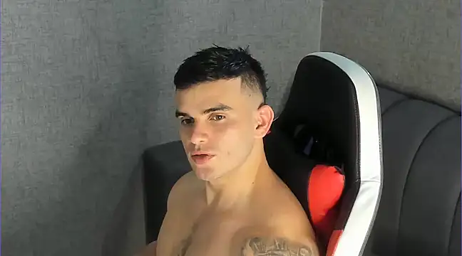 Ricardogo19 online show from January 29, 3:22 am