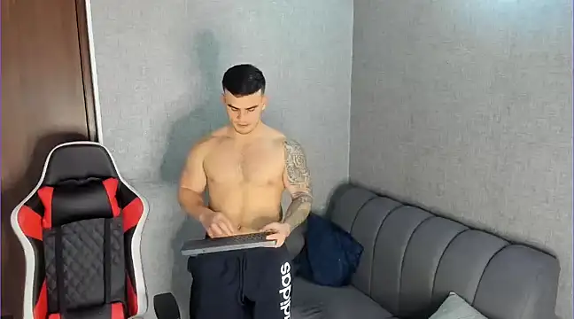 Ricardogo19 online show from January 31, 3:20 am