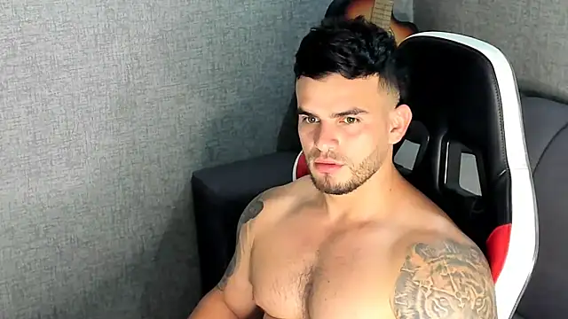 Ricardogo19 online show from November 12, 4:18 pm