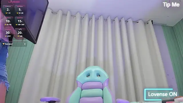 Emelyross  online show from February 18, 12:48 am