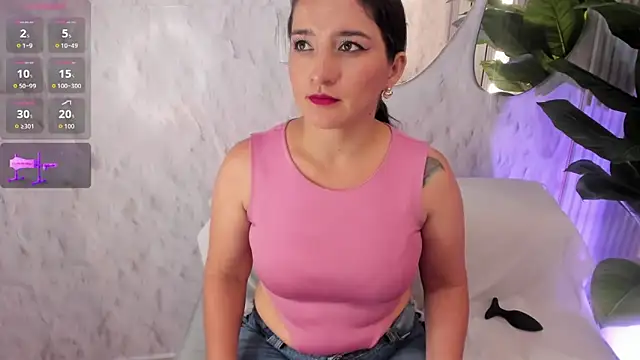 Emelyross  online show from October 17, 12:14 am