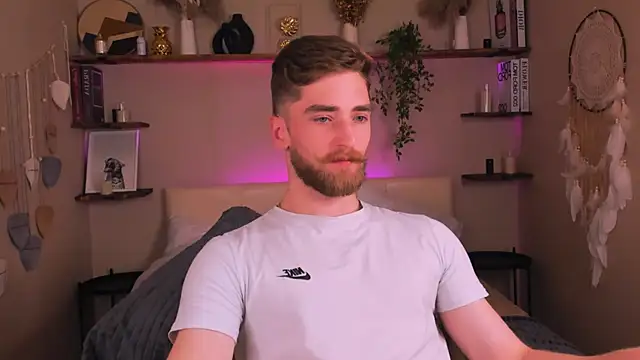 DexterDexx online show from November 8, 9:31 am