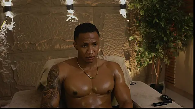 Logan Varela online show from October 1, 1:39 pm