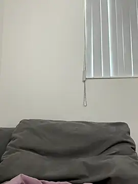 brookehoneynina online show from December 22, 4:37 pm