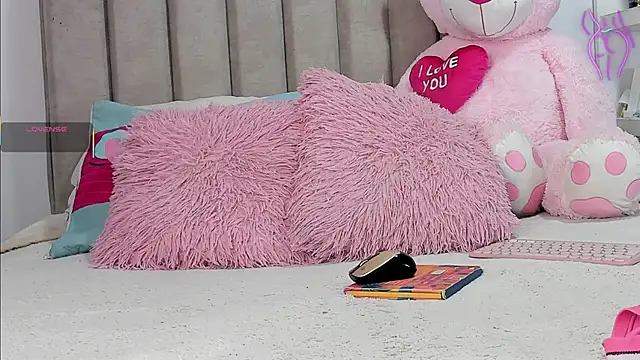 Queen Antonella Oficial online show from October 24, 6:21 am