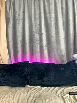 Valerie Woods online show from March 20, 7:47 am