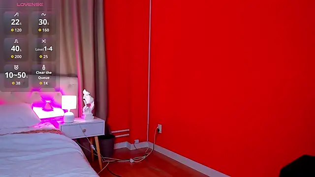 Valerie Woods online show from September 29, 12:16 am