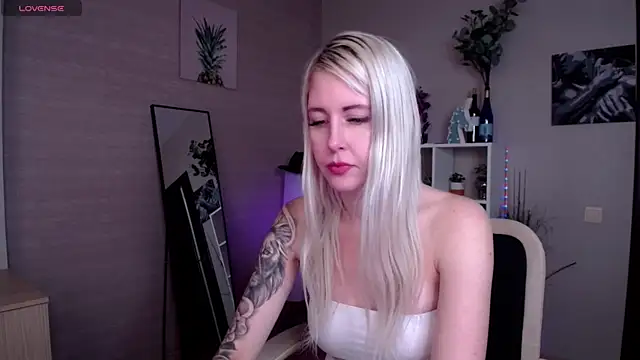 Mermaid N online show from February 20, 5:01 am