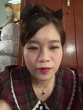 Snapshot of Bae1103 chatting on February 19, 4:19 am Bae1103 online show from February 19, 4:19 am
