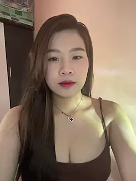 Snapshot of Bae1103 chatting on March 27, 9:10 am Bae1103 online show from March 27, 9:10 am