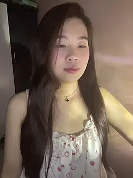 Snapshot of Bae1103 chatting on April 10, 9:30 pm Bae1103 online show from April 10, 9:30 pm