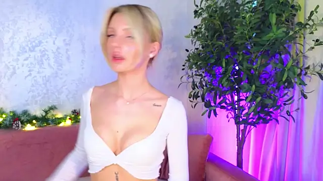 Snapshot of Grace_Gordon chatting on January 12, 7:53 am Grace Gordon online show from January 12, 7:53 am