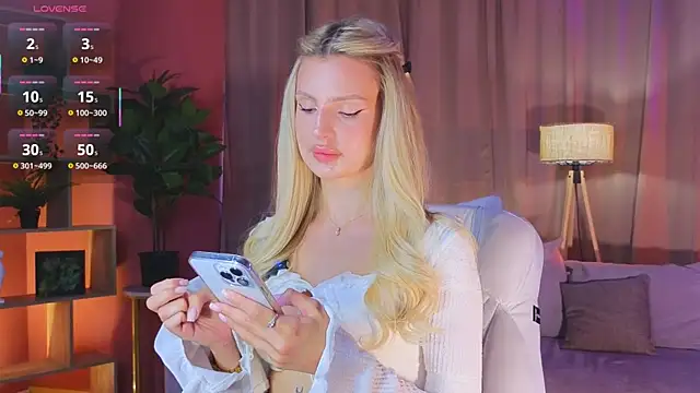 Snapshot of Grace_Gordon chatting on September 14, 4:55 am Grace Gordon online show from September 14, 4:55 am