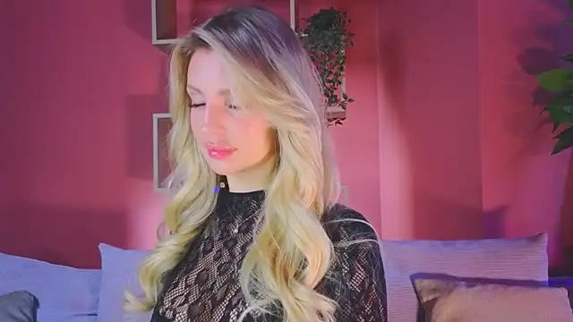 Snapshot of Grace_Gordon chatting on October 26, 5:24 am Grace Gordon online show from October 26, 5:24 am