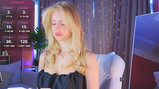 Snapshot of Grace_Gordon chatting on February 6, 4:50 am Grace Gordon online show from February 6, 4:50 am