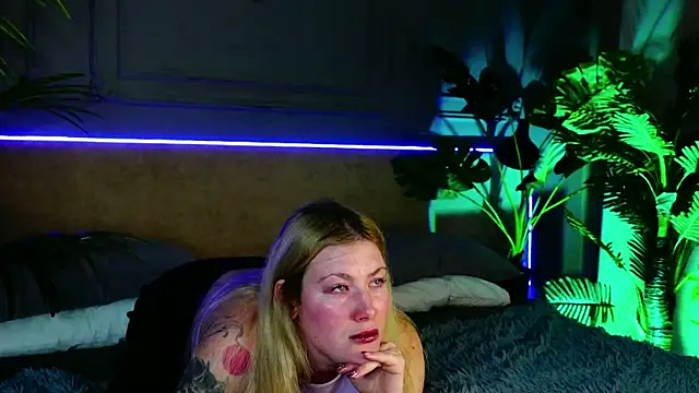 Liv Fay online show from March 19, 11:57 pm