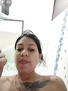 Snapshot of Tiphanydirty3 chatting on July 11, 3:37 pm Tiphanydirty3 online show from July 11, 3:37 pm