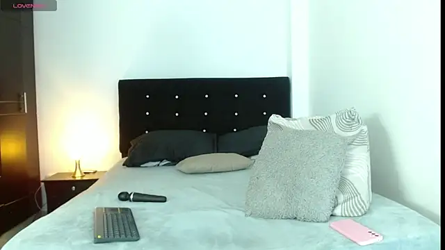 Snapshot of _carito_ chatting on January 8, 5:54 am carito online show from January 8, 5:54 am