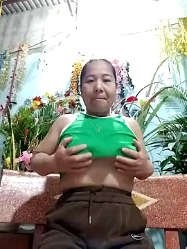 Queen 18200 online show from January 18, 2:25 am