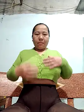 Queen 18200 online show from November 23, 10:42 pm