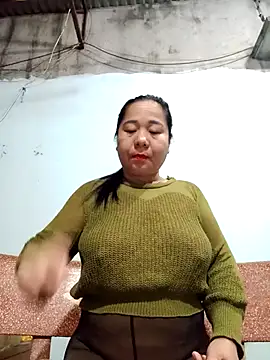 Queen 18200 online show from December 3, 10:19 pm