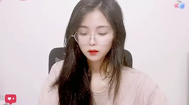 Snapshot of ---MIA--- chatting on March 21, 1:12 pm ---MIA--- online show from March 21, 1:12 pm
