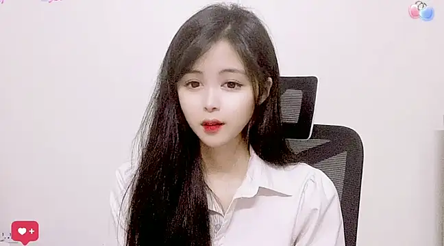 Snapshot of ---MIA--- chatting on March 21, 4:18 pm ---MIA--- online show from March 21, 4:18 pm