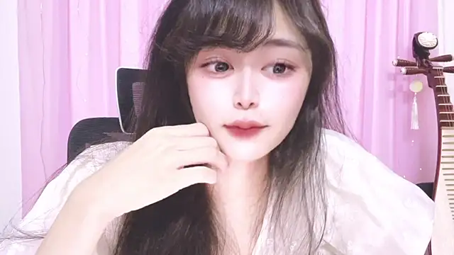Snapshot of ---MIA--- chatting on October 16, 2:07 pm ---MIA--- online show from October 16, 2:07 pm
