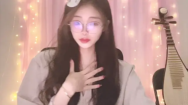 ---MIA--- online show from April 17, 3:48 pm