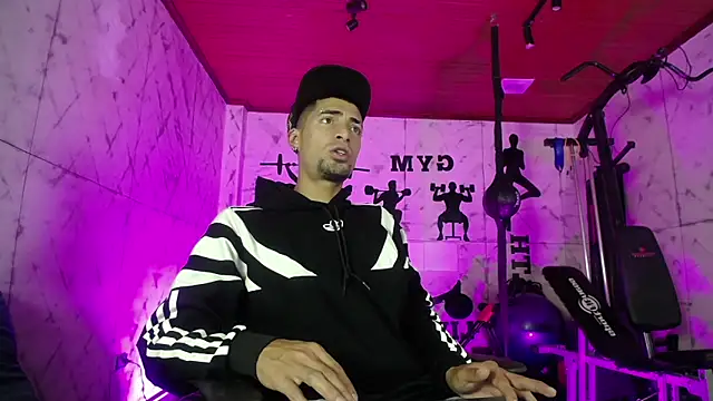 DrakeNeumann online show from November 4, 3:05 am