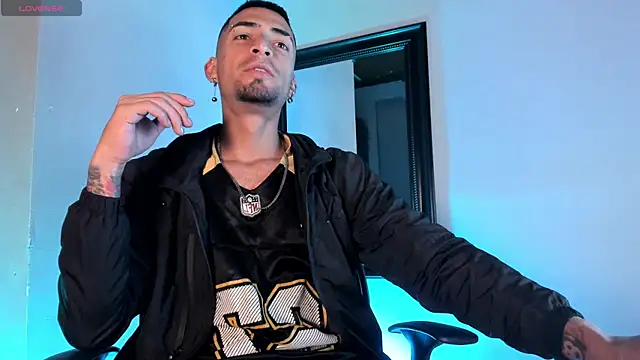 DrakeNeumann online show from January 10, 3:52 am