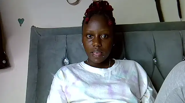 sexybree  online show from January 10, 5:45 pm