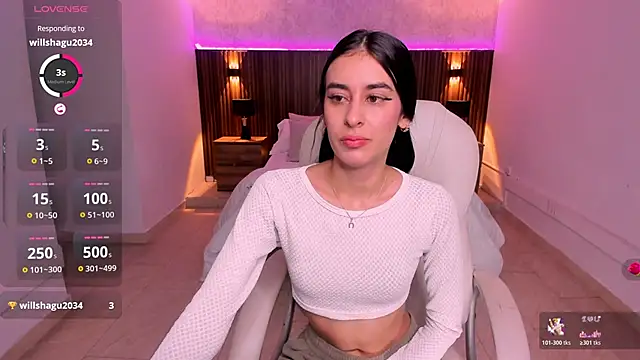 karlaa james online show from April 7, 11:10 am