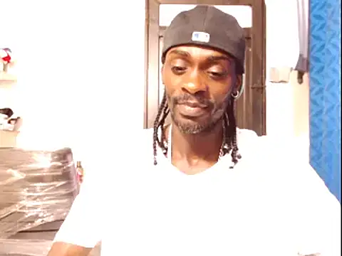 Snapshot of phillip-hot chatting on January 6, 8:28 pm phillip-hot online show from January 6, 8:28 pm