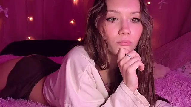 Snapshot of KateVon chatting on March 16, 3:38 pm KateVon online show from March 16, 3:38 pm