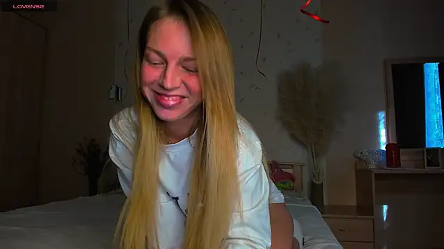 Jeanne Williams online show from March 12, 8:41 am