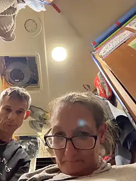 ILUV2TUCHMYKITTY online show from December 5, 3:26 am