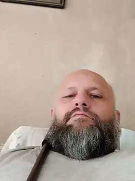 Snapshot of AlexandruCsaba chatting on May 6, 8:52 am AlexandruCsaba online show from May 6, 8:52 am