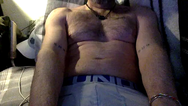 Stardrew123 online show from February 18, 11:33 pm