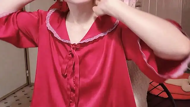 Snapshot of LinhChi_9x chatting on July 13, 10:56 pm LinhChi 9x online show from July 13, 10:56 pm